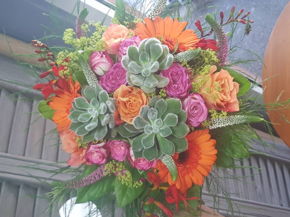 Composition florale mariage (1).jpg