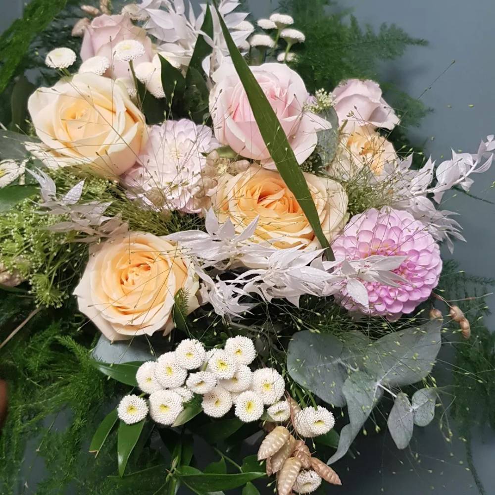 Composition florale mariage (2).jpg